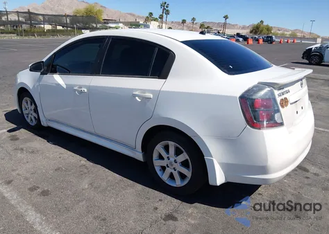 2010 Nissan Sentra 2.0Sr z USA, uszkodzony, nr VIN 3N1AB6AP3AL666886